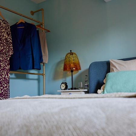 Le Sommelier Bed & Breakfast ไบโยล ภายนอก รูปภาพ