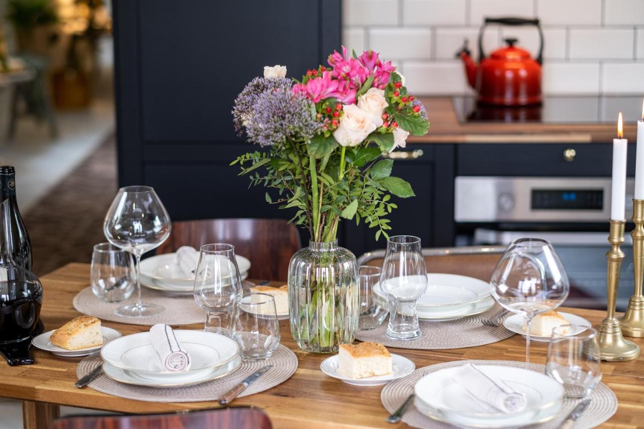 Le Sommelier Bed & Breakfast ไบโยล ภายนอก รูปภาพ