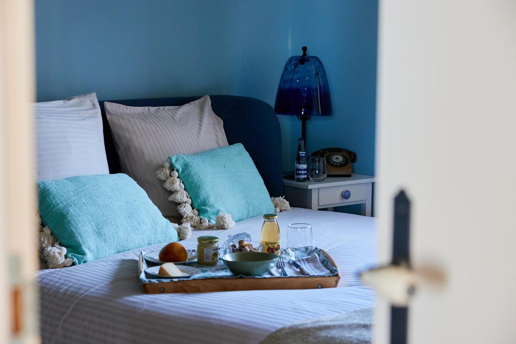 Le Sommelier Bed & Breakfast ไบโยล ภายนอก รูปภาพ